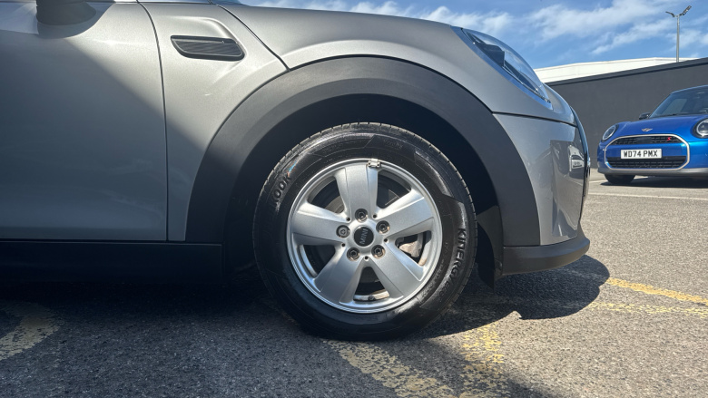 MINI Hatchback 1.5 Cooper Classic II 5dr Auto Petrol Hatchback